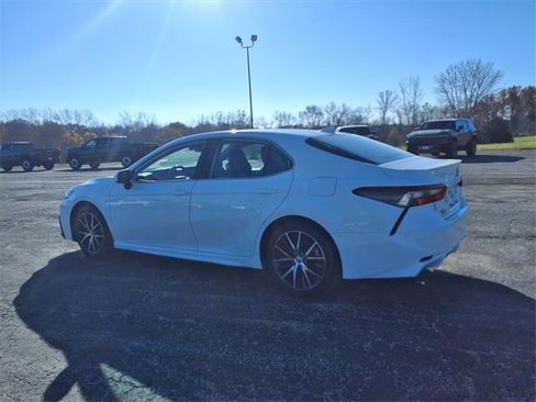 Used 2023 Toyota Camry SE image 21