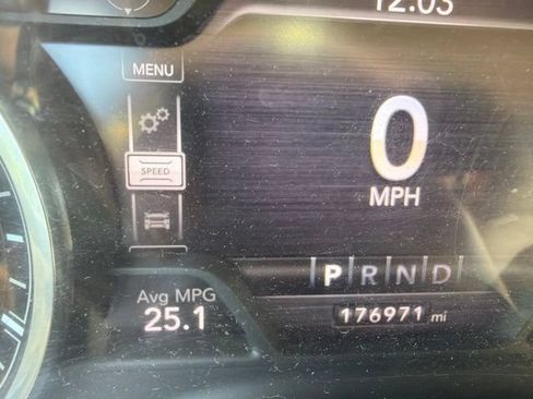 Used 2021 RAM 1500 Laramie AWD/4WD image 12