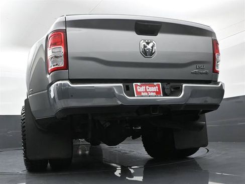 Used 2024 RAM 3500 Tradesman w/ Chrome Appearance Group AWD/4WD image 32