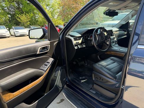 Used 2020 GMC Yukon Denali image 9