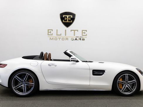 Used 2018 Mercedes-Benz AMG GT C image 9