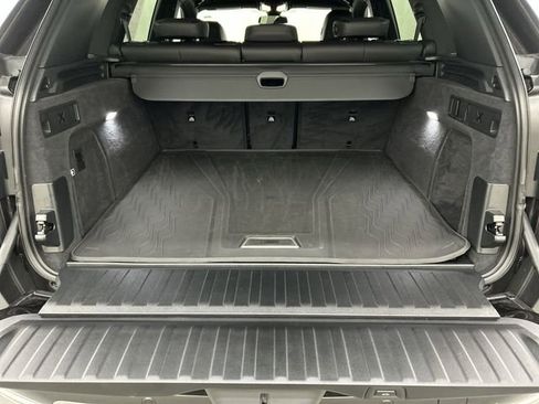 Used 2023 BMW X5 xDrive40i w/ Premium Package AWD/4WD image 7