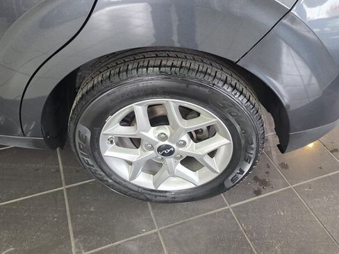 Used 2023 Kia Soul LX w/ LX Technology Package image 28