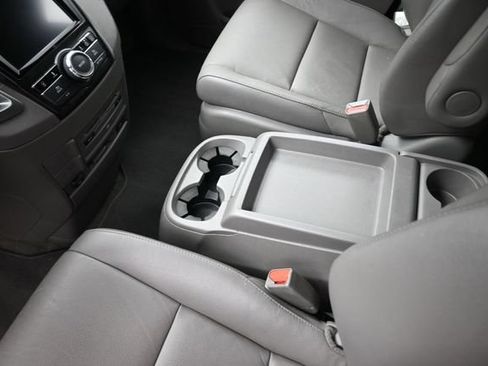 Used 2015 Honda Odyssey Touring Elite image 9