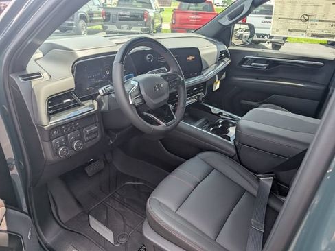 New 2026 Chevrolet Suburban RST AWD/4WD image 12
