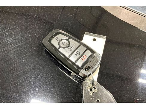 Used 2025 Ford Explorer ST image 13