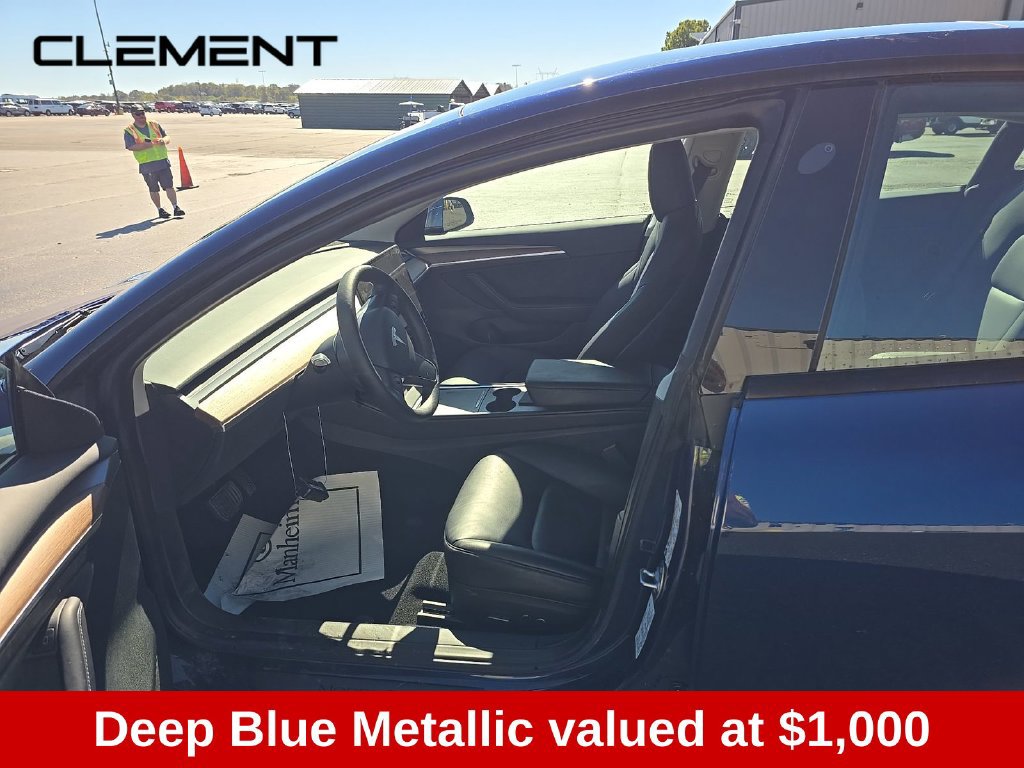 Used 2023 Tesla Model 3 Standard Range RWD image 4