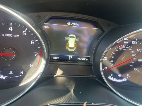 Used 2020 Kia Sedona SX image 15