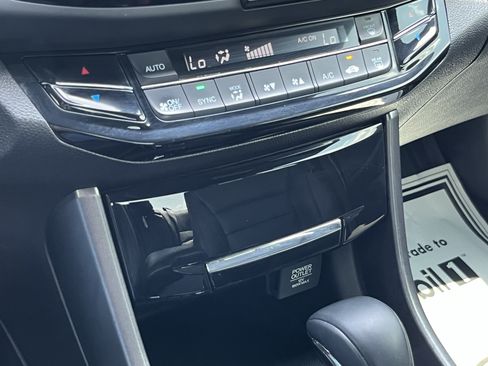 Used 2017 Honda Accord Sport Special Edition image 27