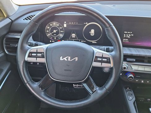 Used 2024 Kia Telluride SX Prestige image 19