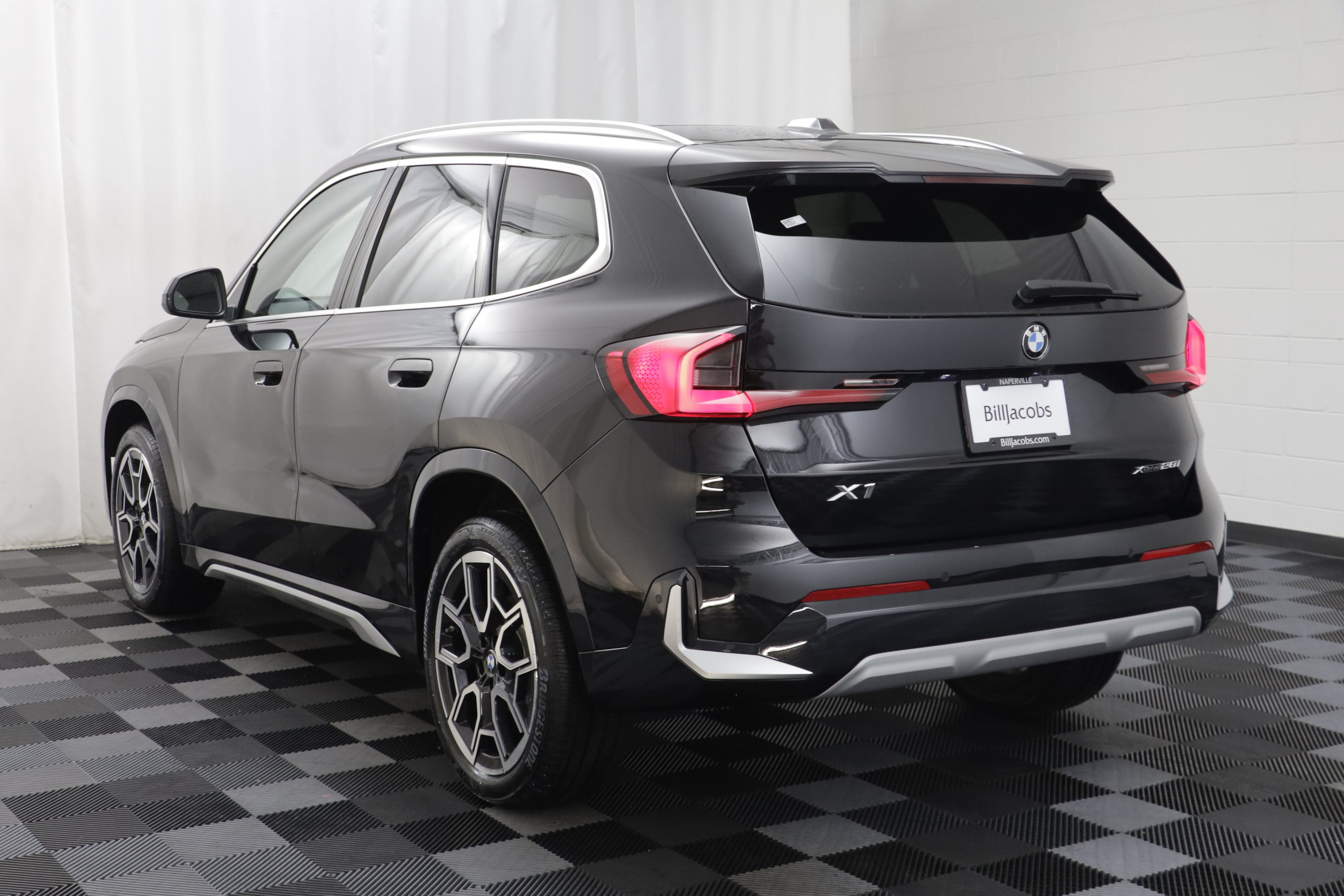 New 2026 BMW X1 xDrive28i w/ Convenience Package AWD/4WD image 15