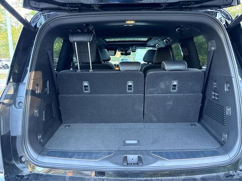 New 2026 INFINITI QX80 Autograph w/ Premium Cargo Package image 31