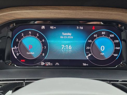 New 2026 Volkswagen Atlas SE FWD image 13