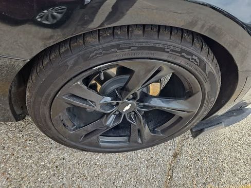 Used 2019 Chevrolet Camaro LT w/ RS Package RWD image 5
