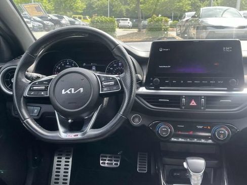Certified 2022 Kia Forte GT-Line FWD image 19