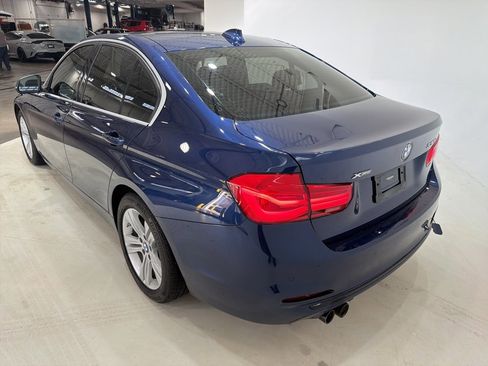 Used 2018 BMW 330i xDrive Sedan w/ Convenience Package image 6