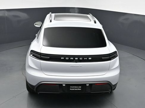 New 2026 Porsche Macan 4 Electric AWD/4WD image 16
