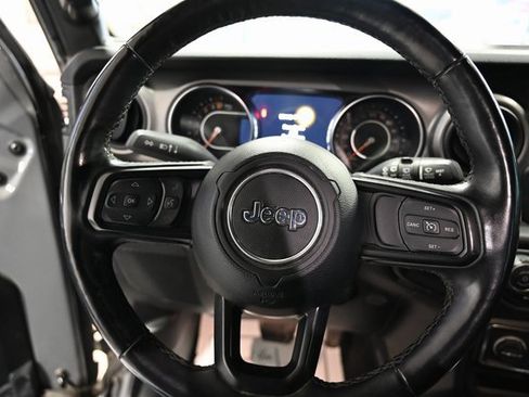 Used 2021 Jeep Wrangler Unlimited Sport image 22