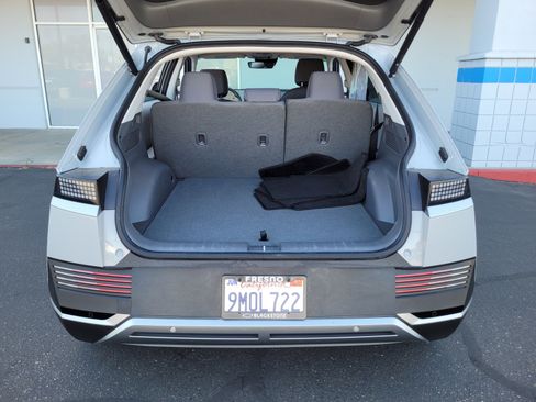 Used 2024 Hyundai Ioniq 5 SEL RWD image 27