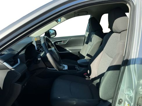 Used 2024 Toyota RAV4 XLE image 9