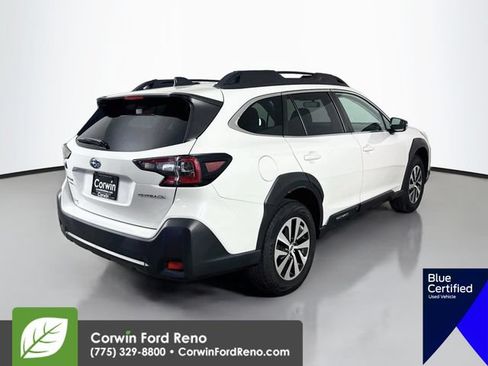 Used 2024 Subaru Outback Premium AWD/4WD image 9