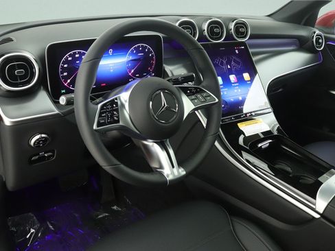 New 2026 Mercedes-Benz GLC 300 image 4