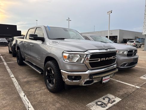 Used 2021 RAM 1500 Lone Star AWD/4WD image 1