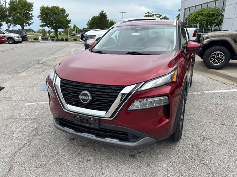 Used 2023 Nissan Rogue SL w/ SL Premium Package FWD image 10