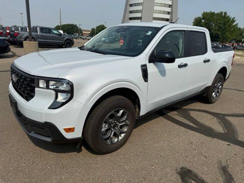 Certified 2026 Ford Maverick XLT w/ XLT Luxury Package AWD/4WD image 6