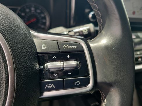 Used 2023 Kia Sorento S w/ Panoramic Sunroof Package FWD image 24