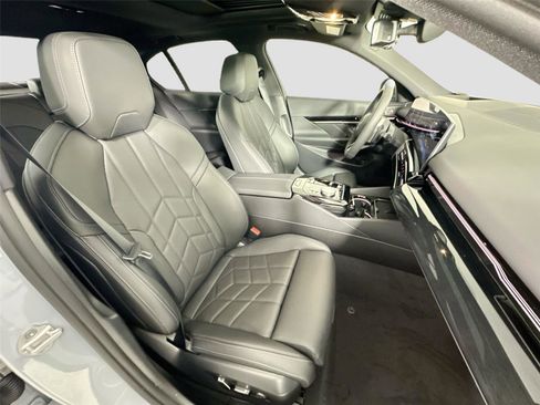 New 2026 BMW 530i xDrive w/ M Sport Package AWD/4WD image 30