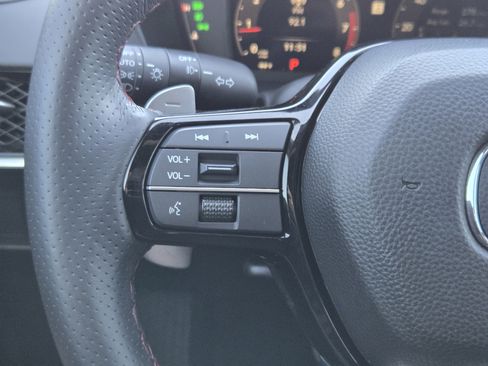 Certified 2025 Acura ADX A-Spec image 36