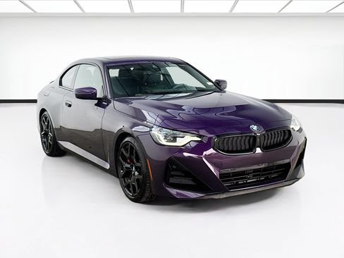 Used 2025 BMW 230i Coupe w/ M Sport Package RWD image 3