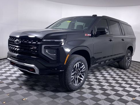 New 2026 Chevrolet Suburban Z71 w/ Comfort Package image 19