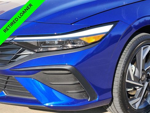 New 2025 Hyundai Elantra SEL image 6