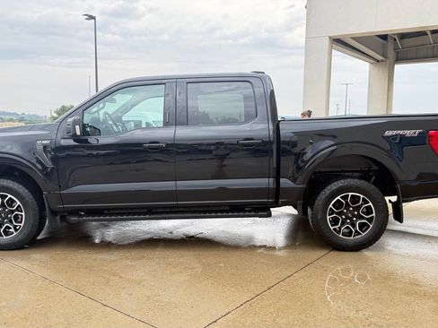 Used 2022 Ford F150 XLT w/ Equipment Group 302A High AWD/4WD image 6