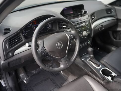Used 2016 Acura ILX FWD image 9