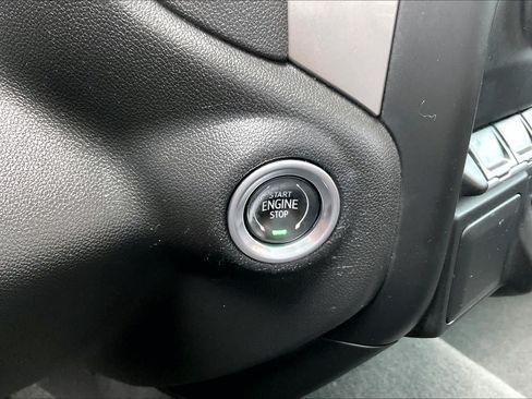 Used 2022 Chevrolet Silverado 1500 Custom RWD image 34