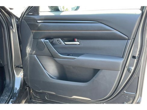 Used 2025 MAZDA CX-50 AWD 2.5 Hybrid w/ Cargo Package image 19