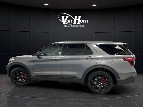 Certified 2021 Ford Explorer ST w/ Equipment Group 401A AWD/4WD image 4