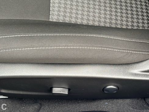 Used 2023 Dodge Challenger R/T Scat Pack image 9