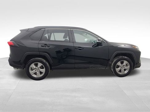 Used 2025 Toyota RAV4 XLE image 4