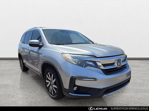 Used 2019 Honda Pilot EX image 2