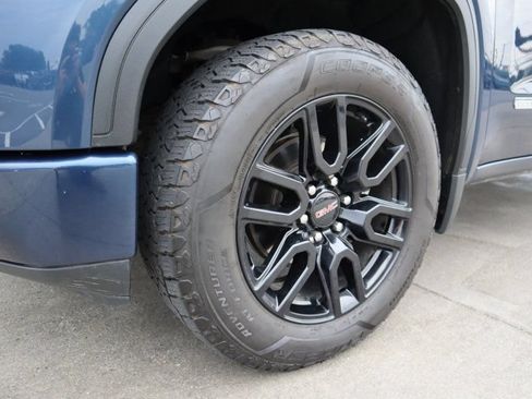 Used 2021 GMC Sierra 1500 Elevation w/ Preferred Package AWD/4WD image 8