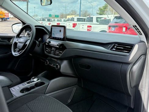 Used 2025 Ford Escape Active FWD image 20