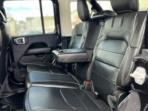 Used 2023 Jeep Wrangler Sahara w/ Cold Weather Group image 28