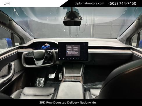 Used 2022 Tesla Model X image 26