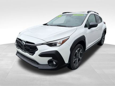 Used 2026 Subaru Crosstrek 2.0i Premium AWD/4WD image 3