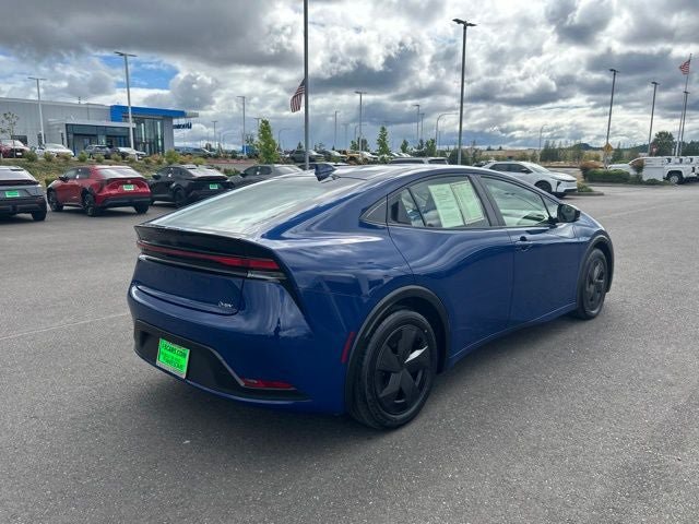 Used 2023 Toyota Prius LE FWD image 10