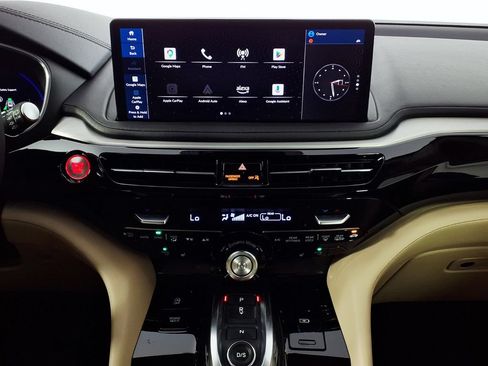 Used 2025 Acura MDX FWD w/ Technology Package image 24